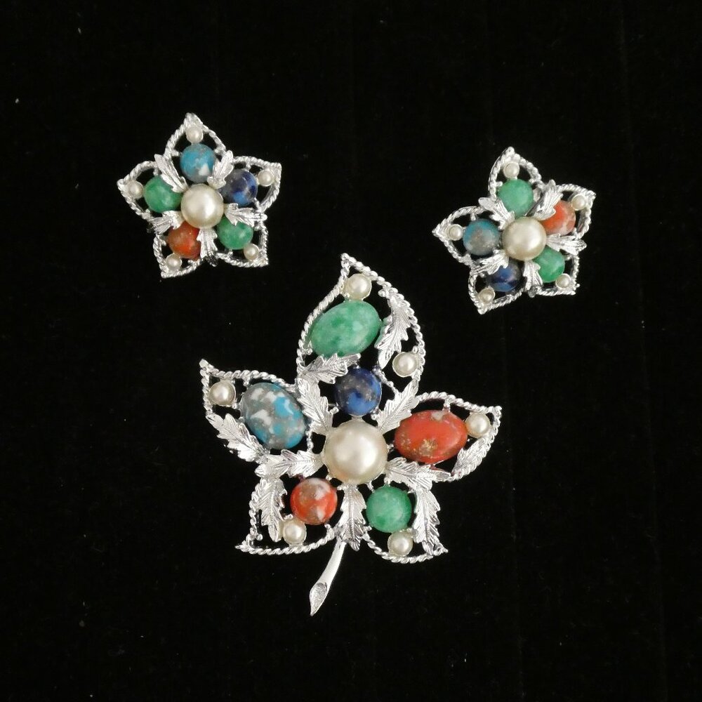 Sarah Conventry Brooch and Clip On Earrings Vintage Set